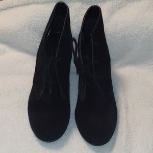 Wedge heels